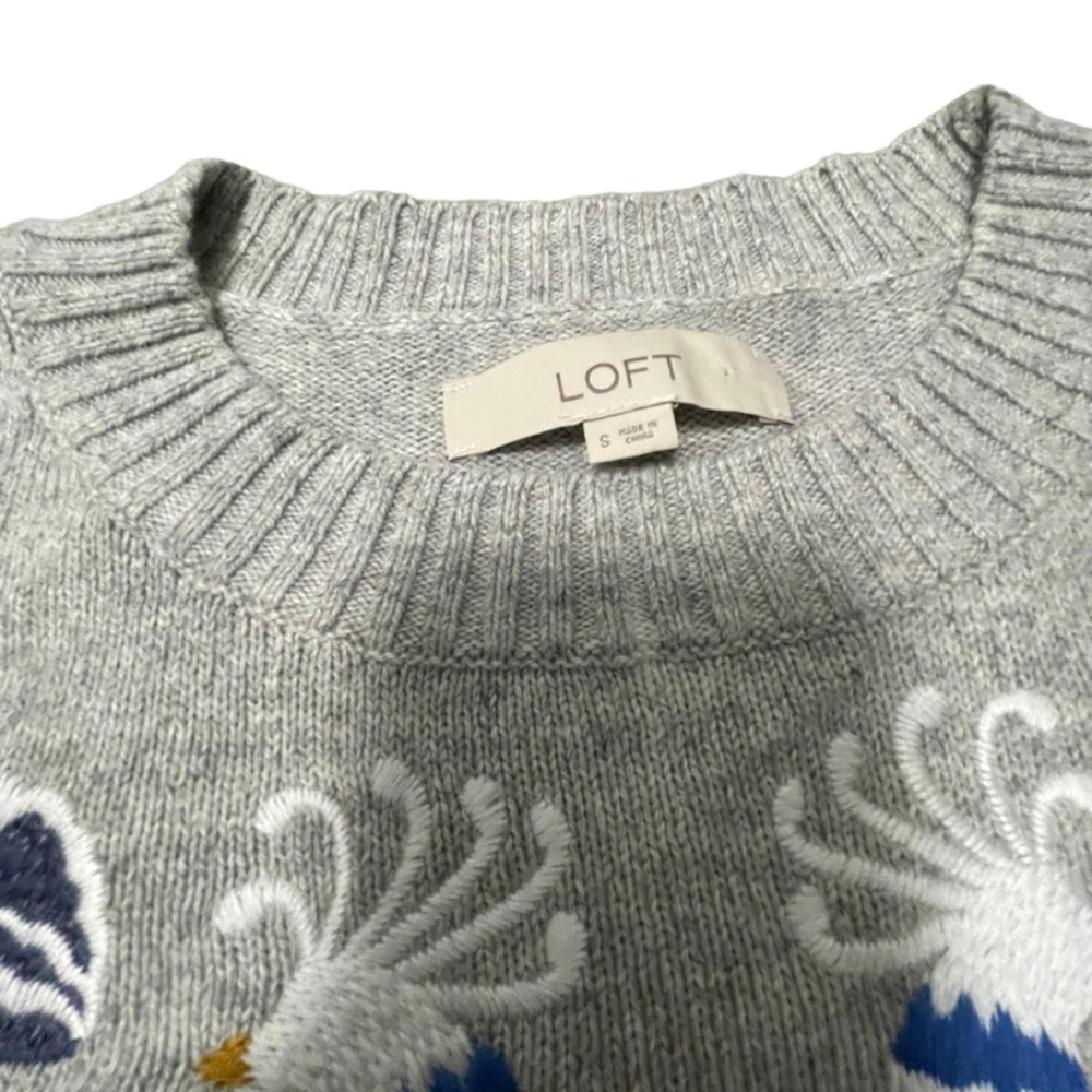 GORGEOUS Oversized LOFT embroidered sweater size Small could fit up to L - Picture 9 of 11